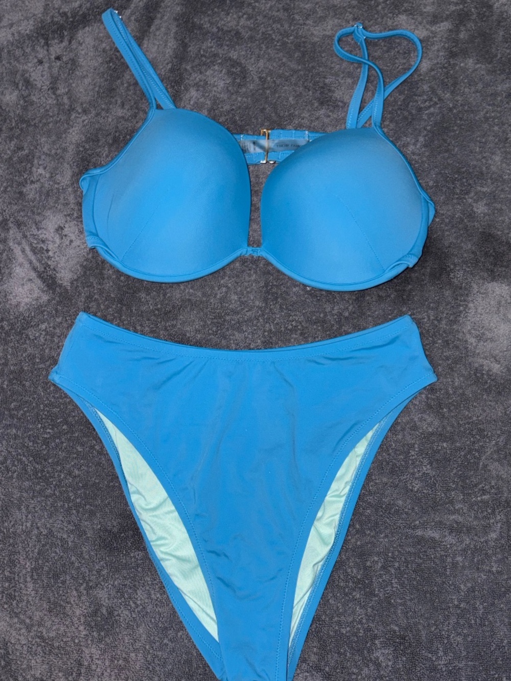 VS bikini